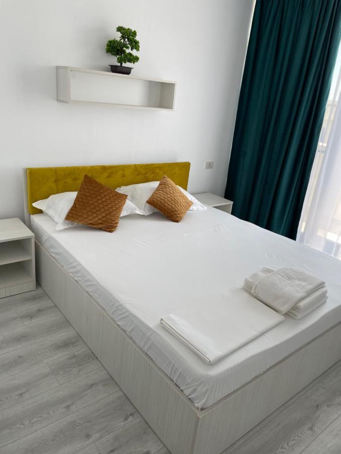 Aquazure Studio Residence Navodari Exterior photo