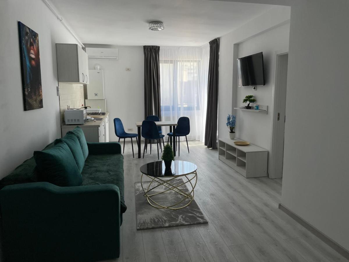 Aquazure Studio Residence Navodari Exterior photo