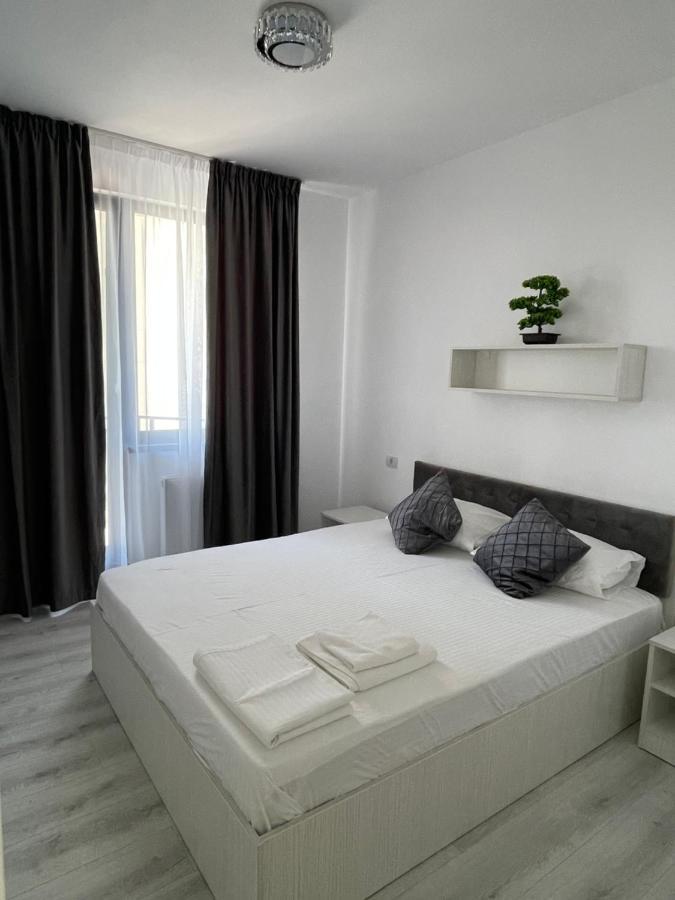 Aquazure Studio Residence Navodari Exterior photo